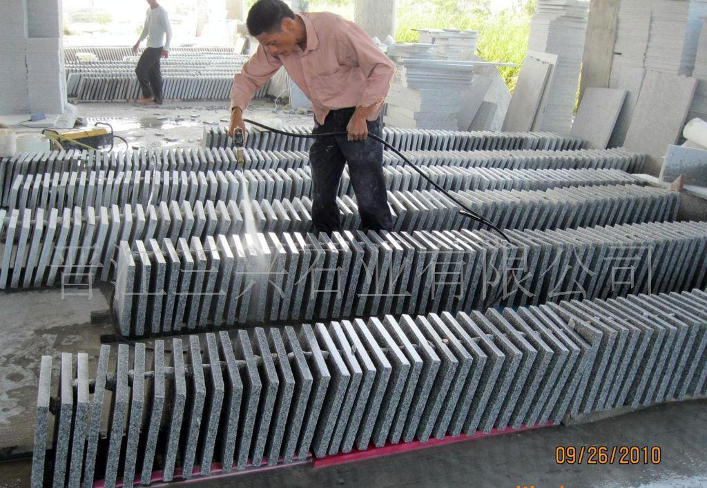 G603芝麻白與巴厝白石材防護 勾花網應用詳解